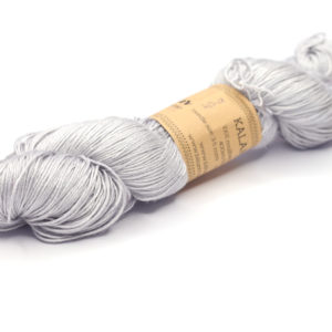 KALANG2 - kézzel festett fonal - 100g - selyem - 413-1 ezüst